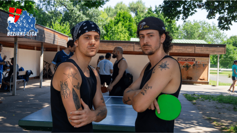 Starke Präsenz aus dem 10. Bezirk: Das Team Favoriten positioniert sich bei der Wiener Tischtennis Bezirksliga als ambitionierter Herausforderer für alle Teilnehmer:innen.