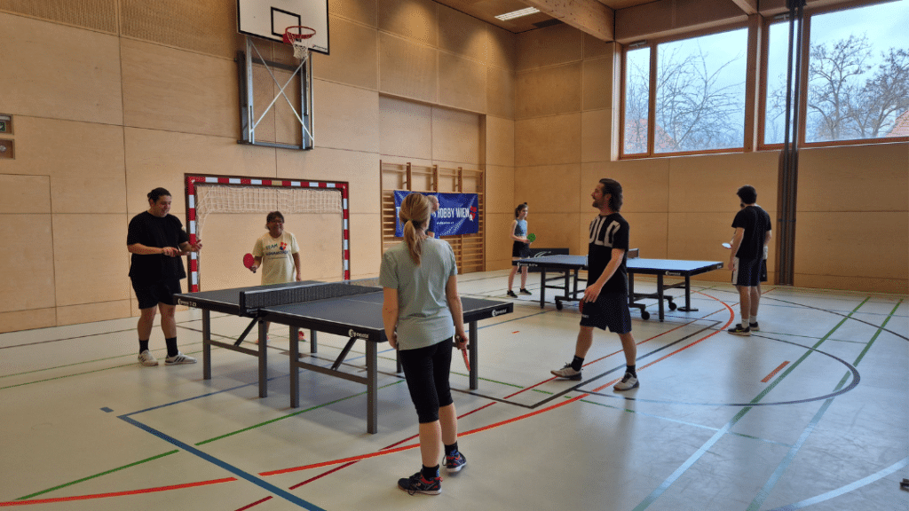 Das Wiener Tischtennis Turnier 2026 war an Vielfältigkeit kaum zu überbieten! In dieser Form einzigartig, haben wir gemeinsam gezeigt, wie bunt und lebendig unser Sport in der Stadt ist. Ein echtes Highlight für alle, die Tischtennis in Wien neu erleben wollen.