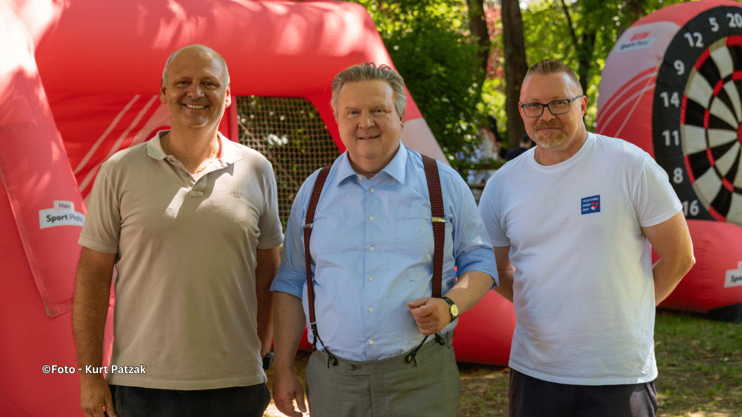 Tischtennis für alle: Auch Bürgermeister Michael Ludwig wurde Teil der Wiener Tischtennis Challenge und griff selbst zum Schläger.