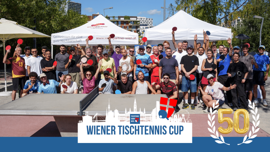 Unglaublich: 50 Tischtennis-Events beim Wiener Tischtennis Cup! Was einst mit einer einfachen Idee und einigen geplanten Turnieren begann, entwickelte sich zu einer eigenen Turnier Reihe mit 50 Events an vielfältigen Austragungsorten in ganz Wien. Vom Park über den Gemeindebau bis hin zu außergewöhnlichen Locations brachte der Wiener Tischtennis Cup den Hobby-Tischtennissport immer wieder auf neue Bühnen. 50 Events - ein besonderer Meilenstein für Tischtennis in Wien.